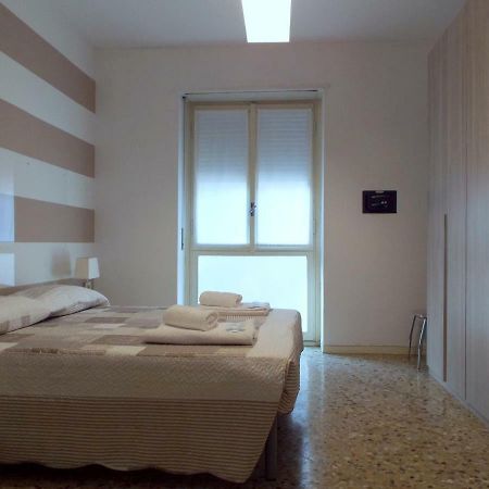 Lacaralele Apartment Milano Ngoại thất bức ảnh